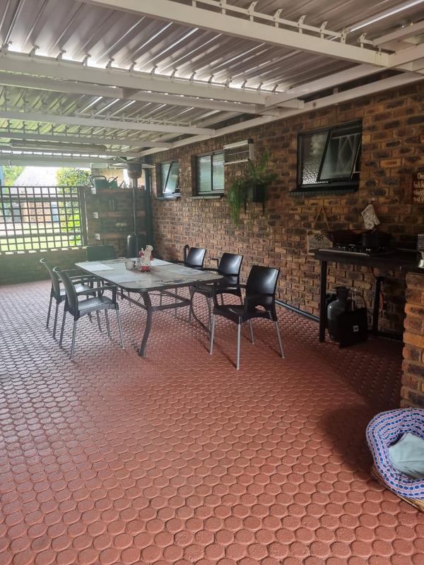 4 Bedroom Property for Sale in Vaalpark Free State